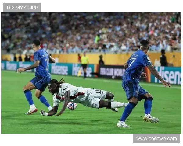 利雅得新月统治周期讨论,球队高投入策略对沙特联赛格局带来的影响 利雅得新月统治周期讨论,球队高投入策略对沙特联赛格局带来的影响