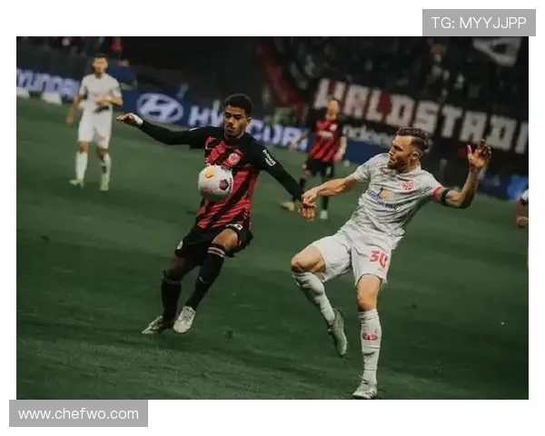 多特蒙德进攻犀利但防守失衡,赛季稳定性面临考验 多特蒙德进攻犀利但防守失衡,赛季稳定性面临考验